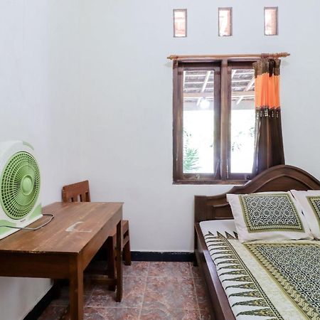 Rock Garden Homestay & Resto Tepus Kültér fotó