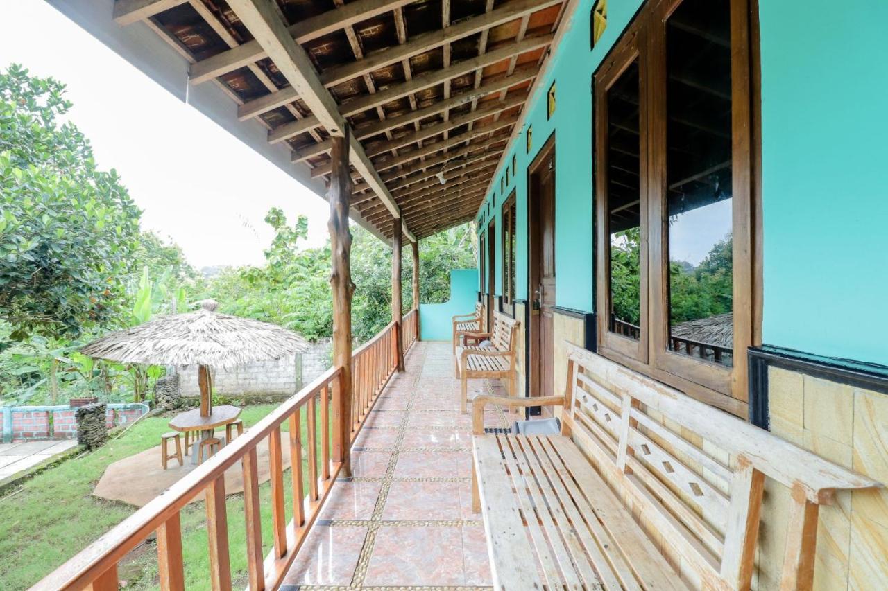 Rock Garden Homestay & Resto Tepus Kültér fotó