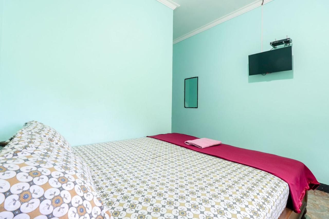 Rock Garden Homestay & Resto Tepus Kültér fotó
