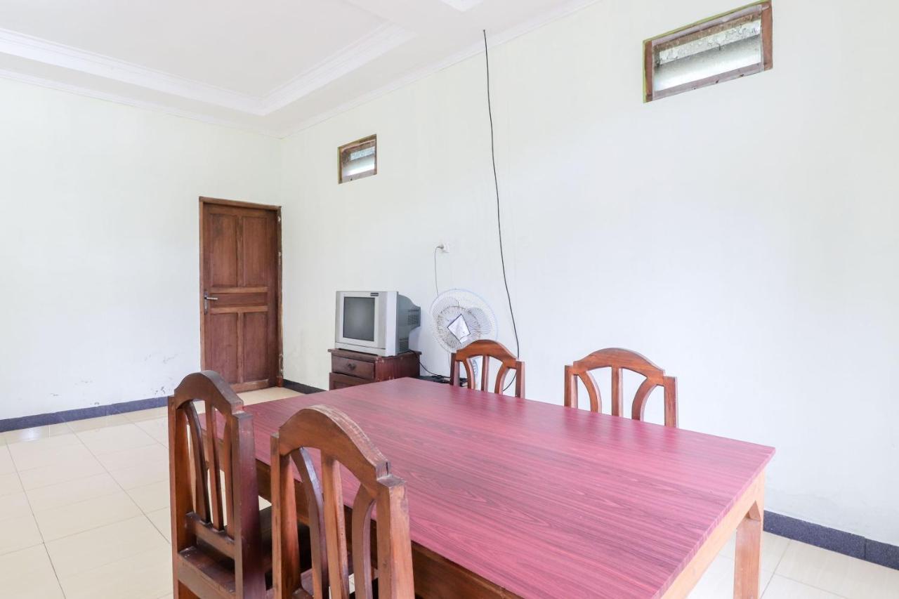Rock Garden Homestay & Resto Tepus Kültér fotó