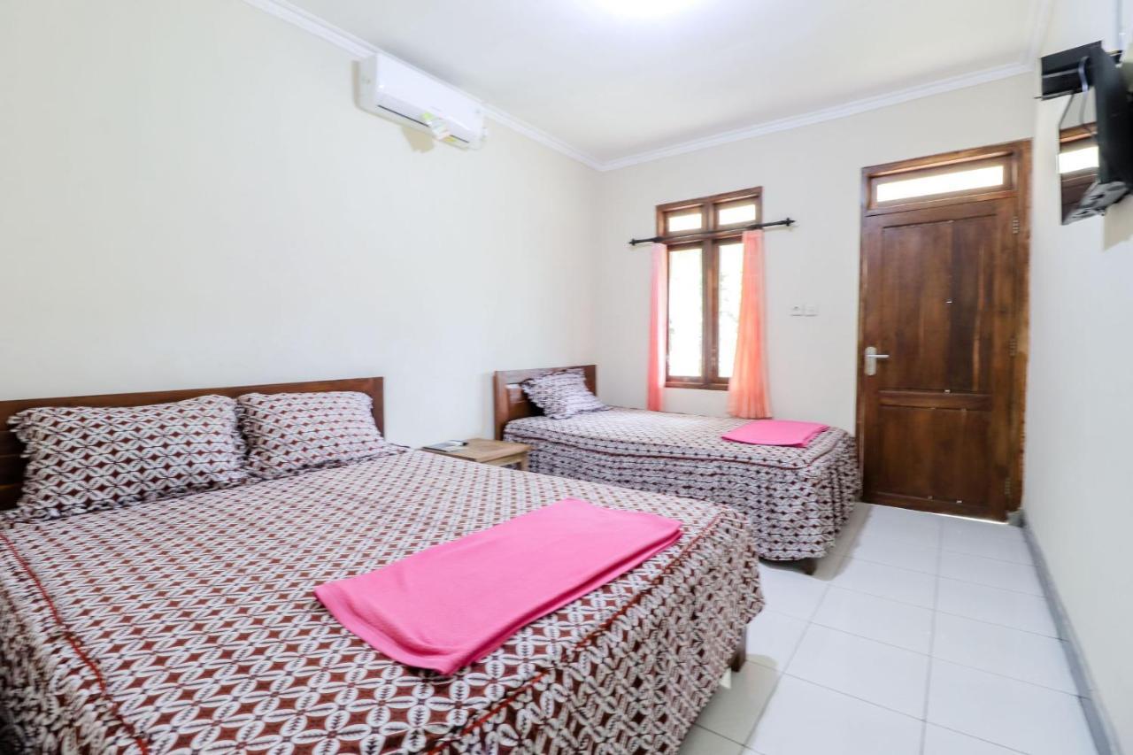 Rock Garden Homestay & Resto Tepus Kültér fotó