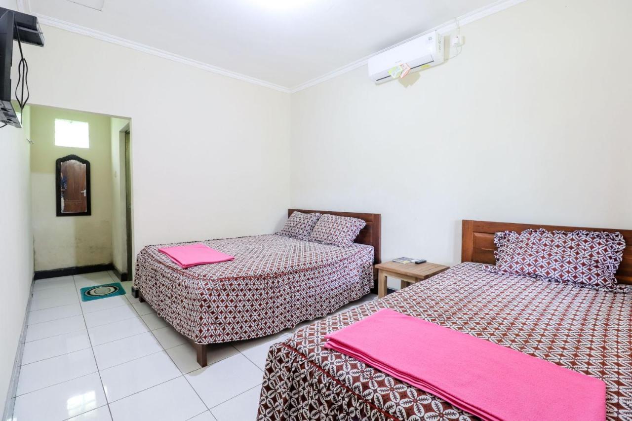Rock Garden Homestay & Resto Tepus Kültér fotó