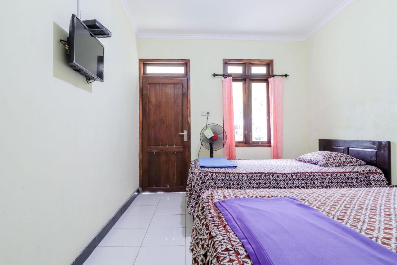 Rock Garden Homestay & Resto Tepus Kültér fotó