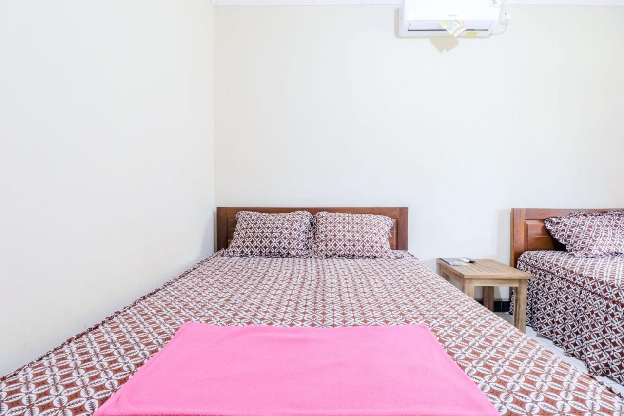 Rock Garden Homestay & Resto Tepus Kültér fotó
